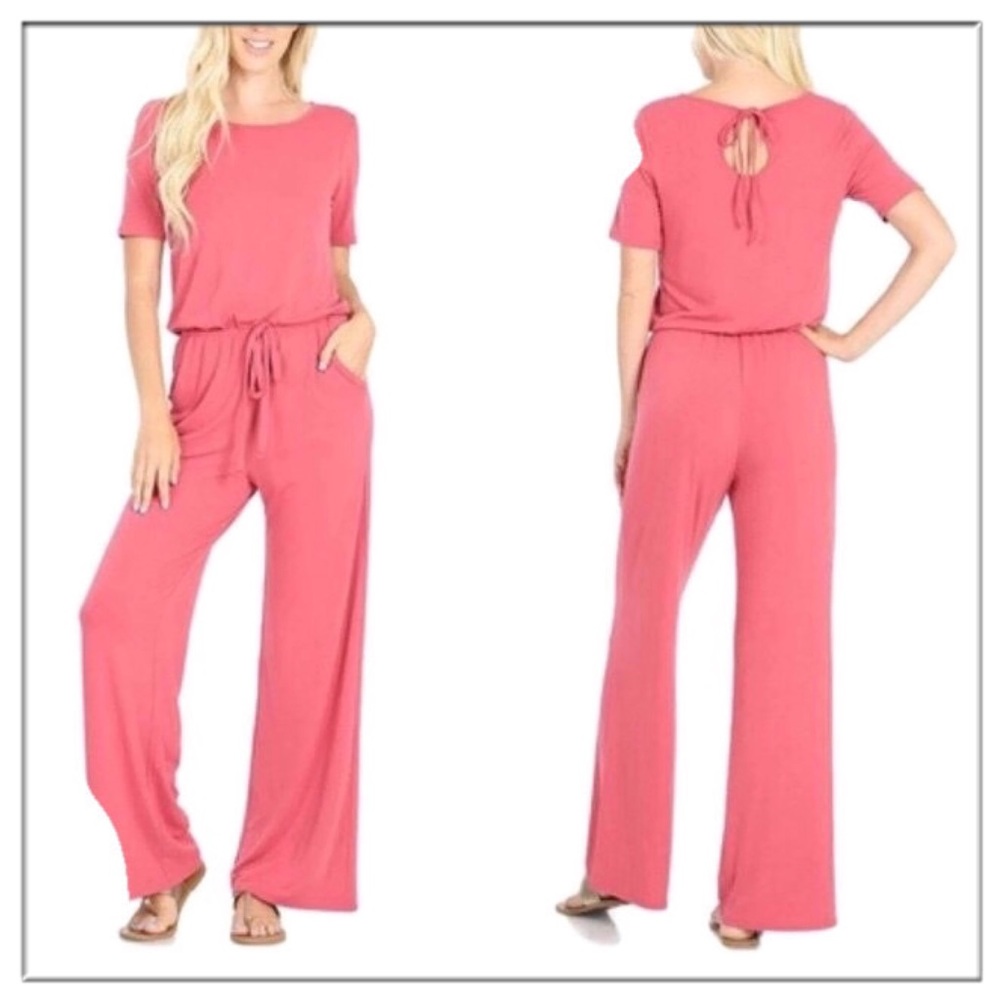 Boutique Rose elastic waist short sleeve jumpsuit